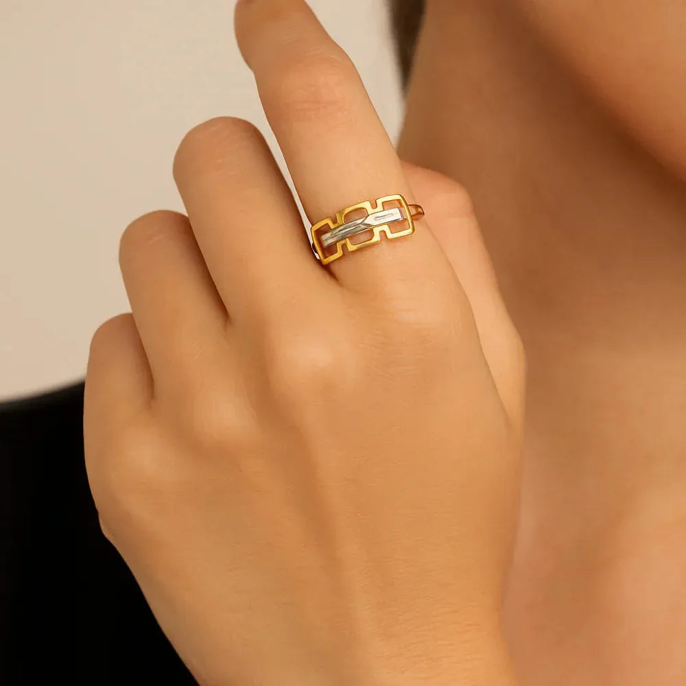 Anel Rommanel com Quadrados Vazados em Ouro 18K Banhado – Detalhe em Filete de Rhodium - You Beauty