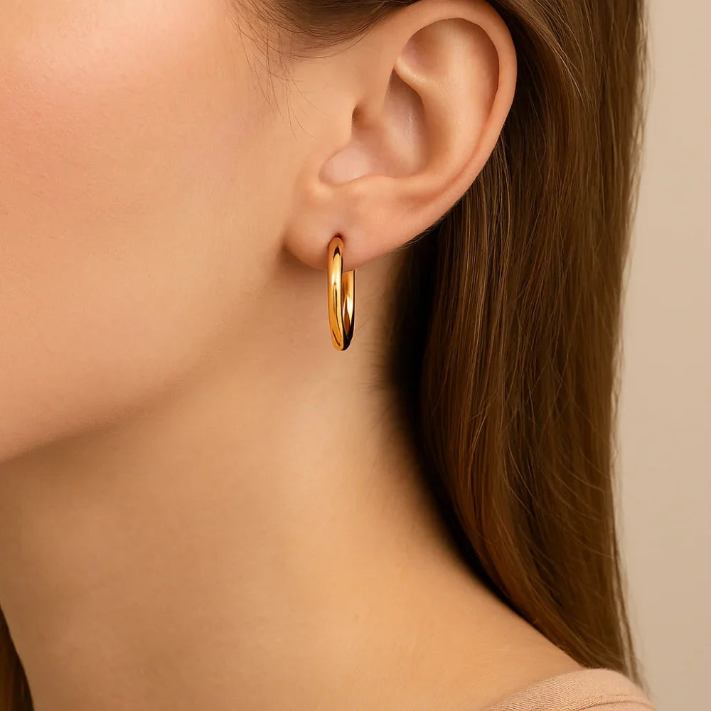Brinco Argola 1,3 cm Rommanel Banhado a Ouro 18K – Design Clássico e Elegante