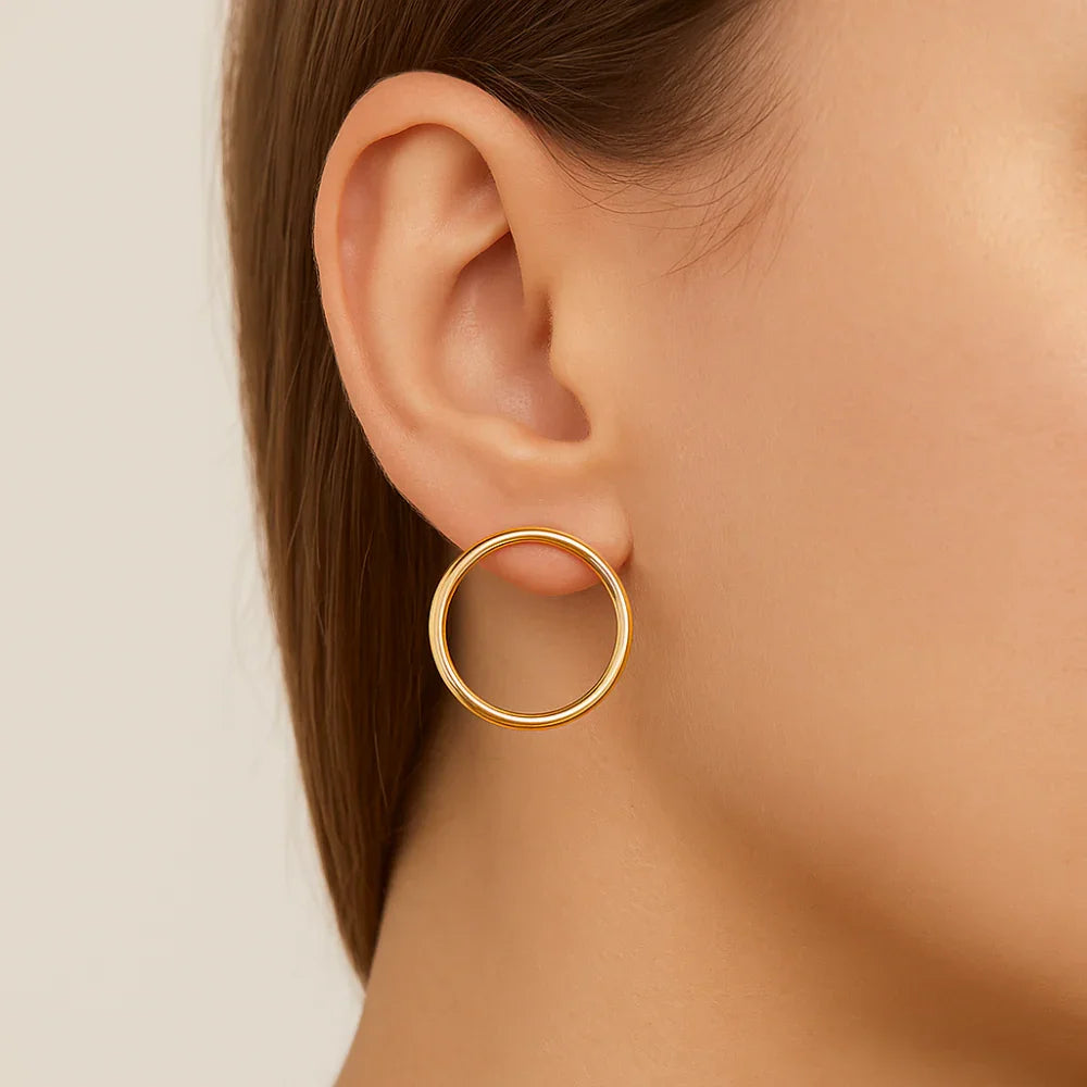 Brinco Argola Frontal Vazado Rommanel Banhado a Ouro 18K – Diâmetro 2,2 cm Elegante