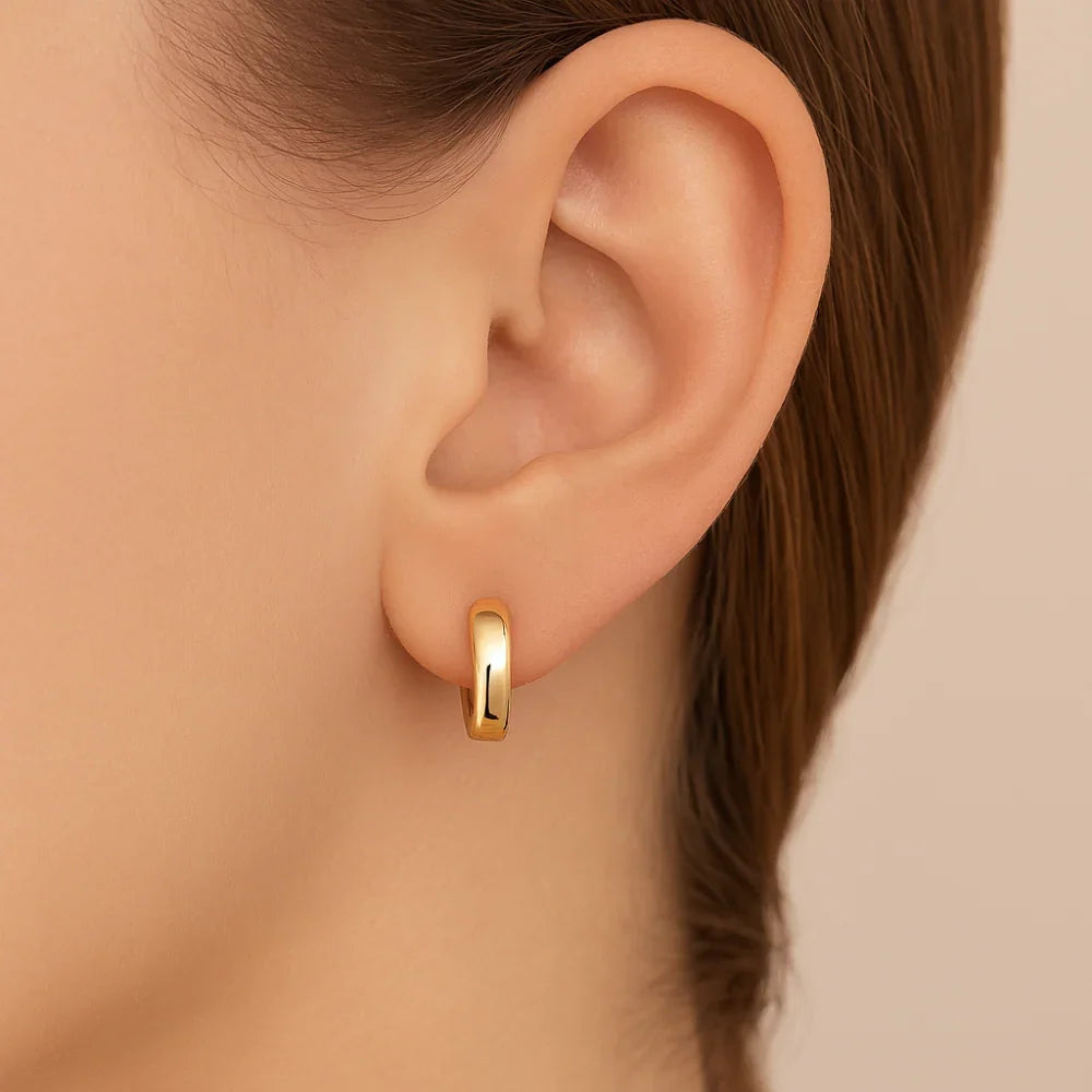 Brinco Argola Pequena Rommanel em Banho de Ouro 18K – Design Delicado e Sofisticado - Joias Rommanel | YouBeauty - Brincos, Colares e Anéis com Frete Grátis