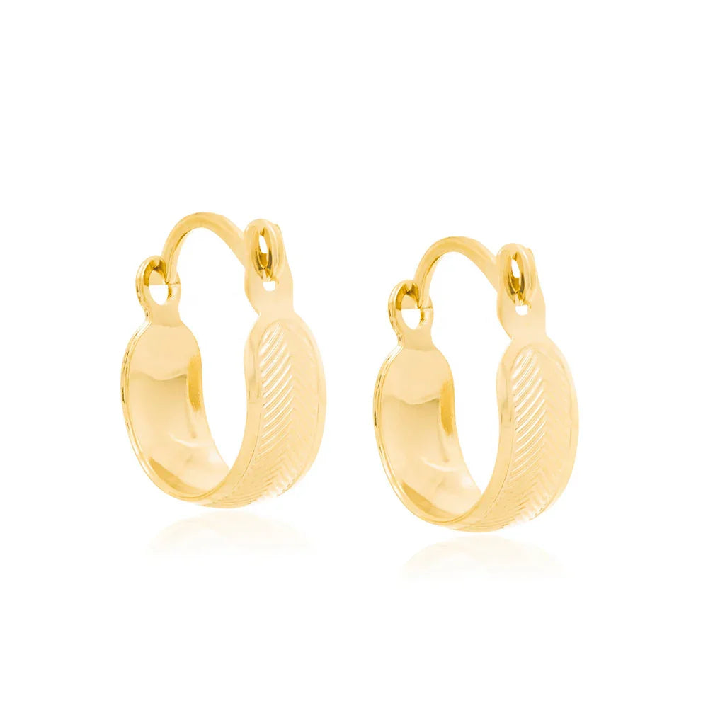 Brinco Argola Pequena Rommanel com Detalhes em Alto Relevo – Banho Ouro 18K Premium - Joias Rommanel | YouBeauty - Brincos, Colares e Anéis com Frete Grátis