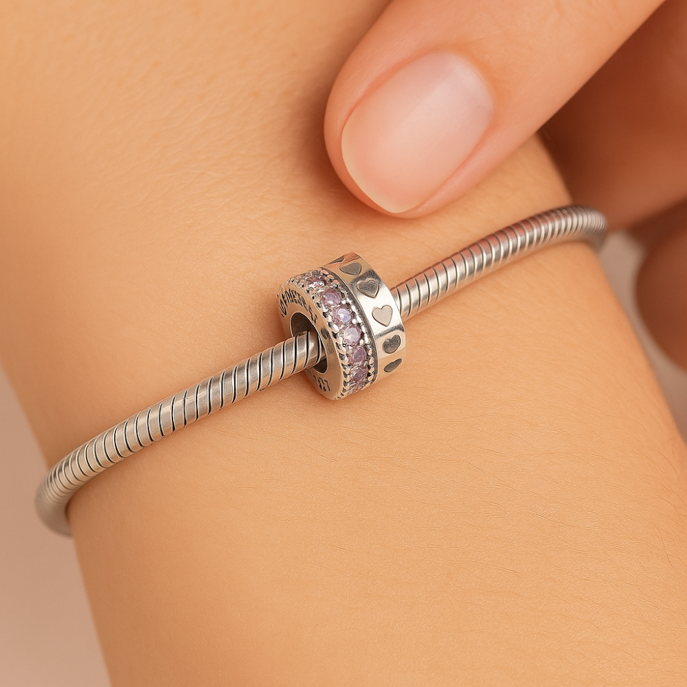 Berloque Stopper Rommanel com 29 Zircônias Ametista em Prata – Corações Vazados Delicados - Joias Rommanel | YouBeauty - Brincos, Colares e Anéis com Frete Grátis