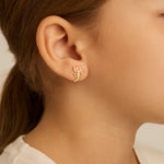 Brinco Infantil Flor Tulipa Rommanel com Resina em Ouro 18K – Design Colorido e Delicado - Joias Rommanel | YouBeauty - Brincos, Colares e Anéis com Frete Grátis