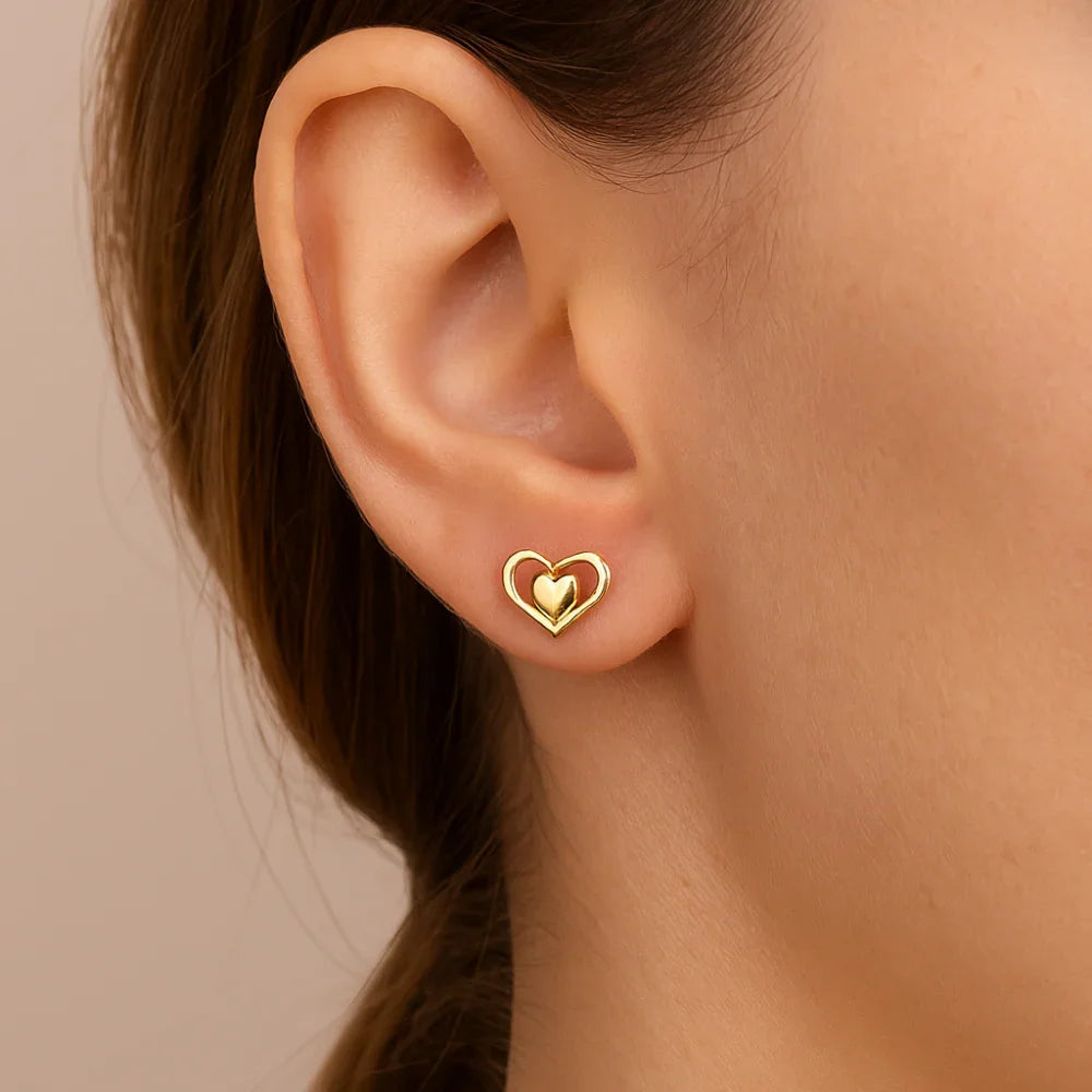 Brinco Pequeno Rommanel em Formato Coração Duplo – Design Delicado e Charmoso - Joias Rommanel | YouBeauty - Brincos, Colares e Anéis com Frete Grátis