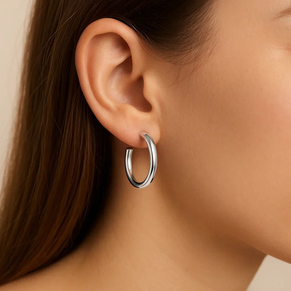 Brinco Meia Argola Média 2 cm Rommanel – Design Elegante e Versátil