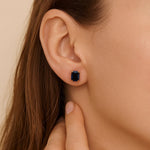 Brinco Solitário Rommanel com 2 Cristais Retangulares 6x8 mm – Banho Ouro 18K, Detalhe Sofisticado - Joias Rommanel | YouBeauty - Brincos, Colares e Anéis com Frete Grátis