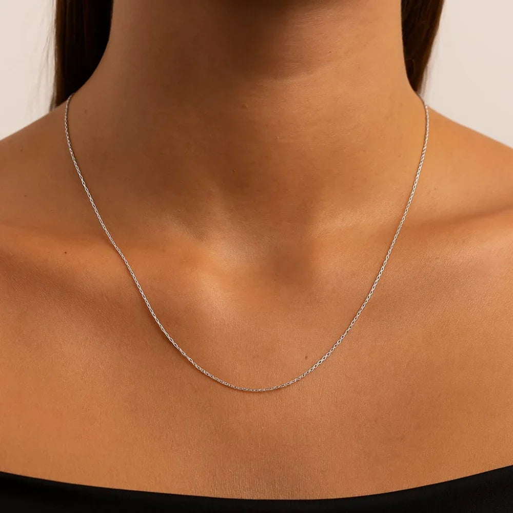 Gargantilha Rommanel de Elo Cadeado Fino em Prata 50 cm – Design Elegante e Versátil - Joias Rommanel | YouBeauty - Brincos, Colares e Anéis com Frete Grátis