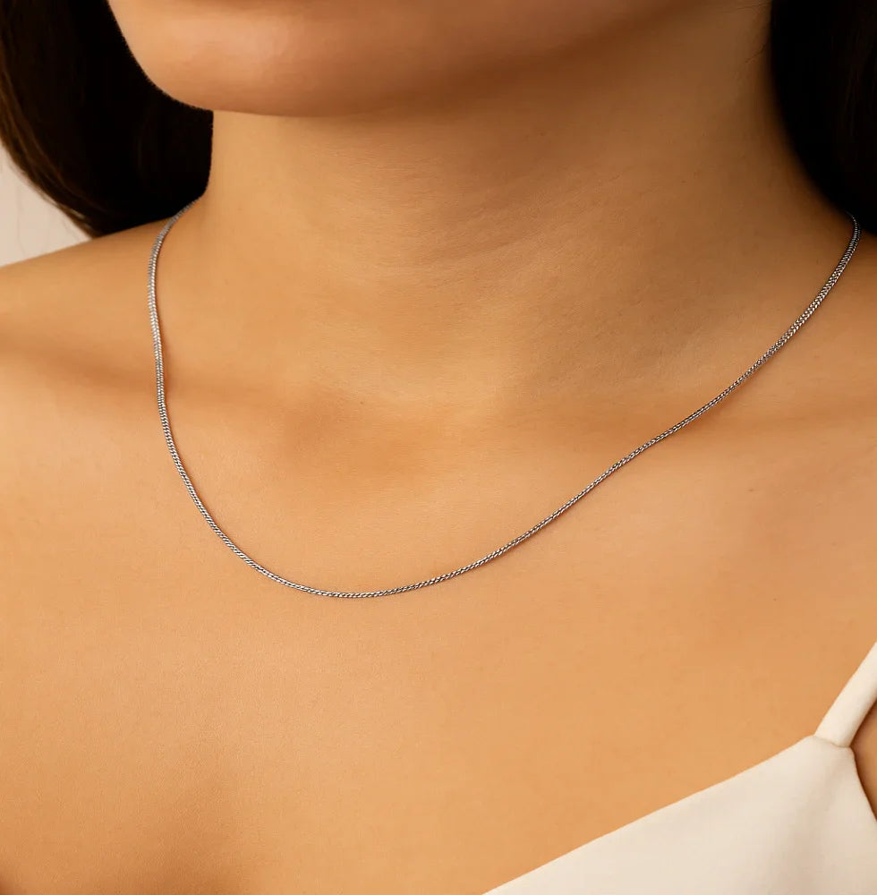 Gargantilha Rommanel Corrente Groumet Diamantada Fio 0,35 mm – Elegância e Delicadeza em 50 cm