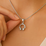 Pingente Berloque Fone de Ouvido com Borboletas Rommanel em Prata – Design Delicado e Exclusivo - Joias Rommanel | YouBeauty - Brincos, Colares e Anéis com Frete Grátis