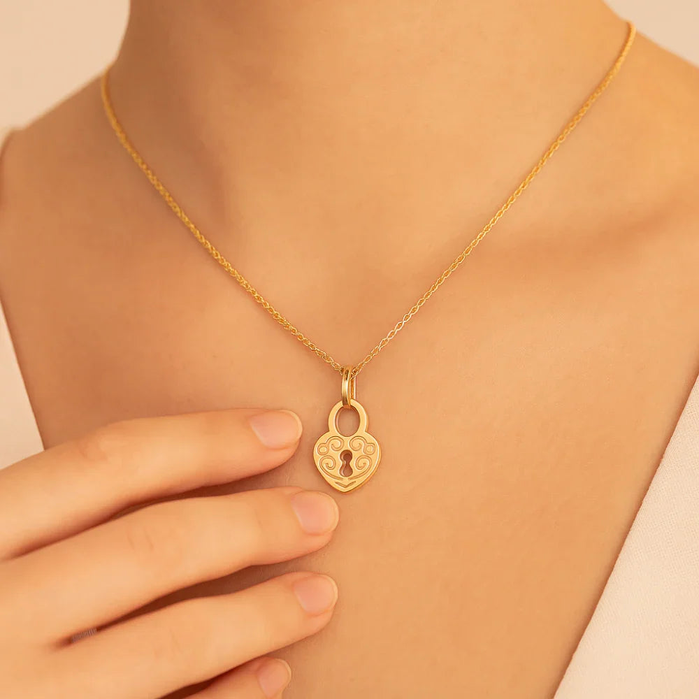 Pingente Cadeado em Formato de Coração Rommanel Banhado a Ouro 18K – Delicado e Elegante
