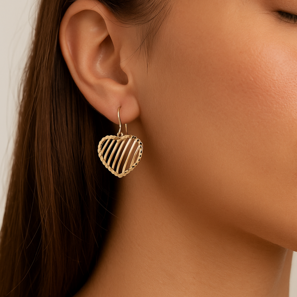 Brinco Coração Abaulado Rommanel Banhado a Ouro 18K – Filetes Vazados Diamantados