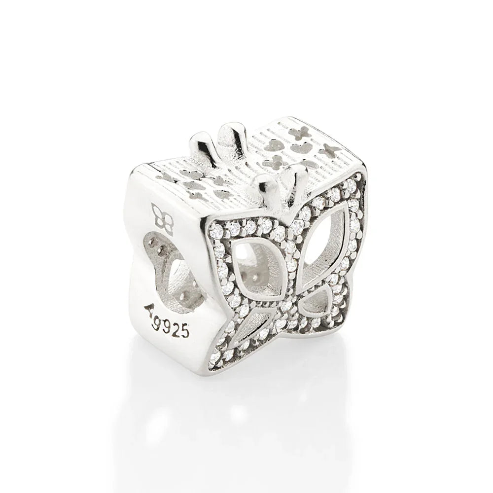 Pingente Berloque Passante Borboleta Rommanel Cravejado com 72 Zircônias em Prata – Detalhe Delicado e Brilhante - Joias Rommanel | YouBeauty - Brincos, Colares e Anéis com Frete Grátis