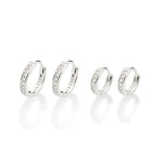 Kit Brinco Rommanel com Zircônias Cravejadas em Prata – Par com 10 e Par com 14 Pedras - Joias Rommanel | YouBeauty - Brincos, Colares e Anéis com Frete Grátis